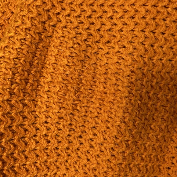 Mustard Yellow Chunky Knit Vest - Picture 5 of 12